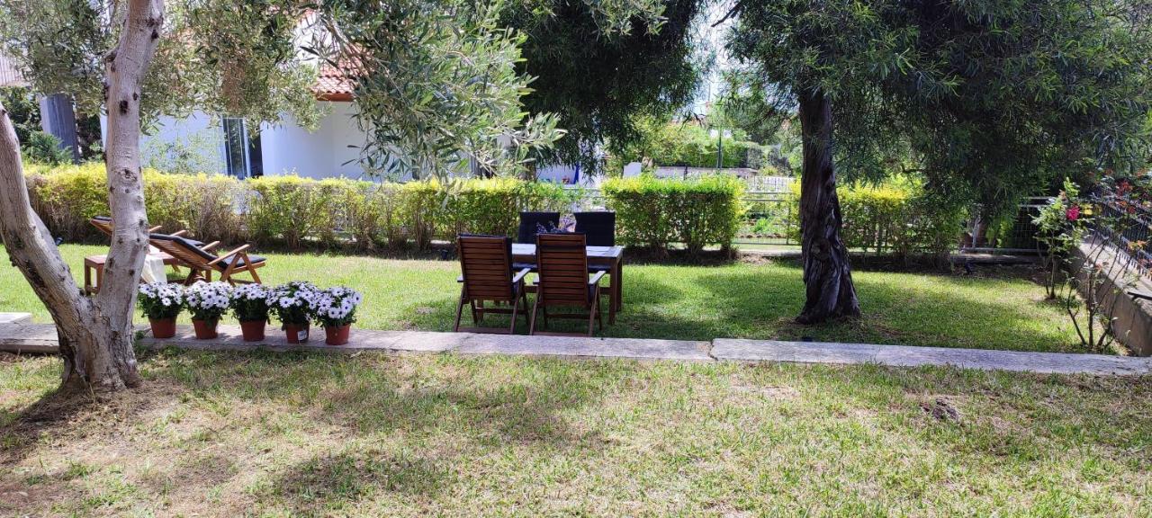 Villa Βianca In Sithonia Gerakini Exteriör bild