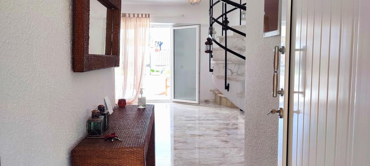 Villa Βianca In Sithonia Gerakini Exteriör bild